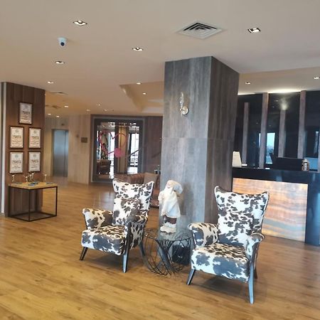 One Bedroom Apartment In Gated Complex บันสโก ภายนอก รูปภาพ