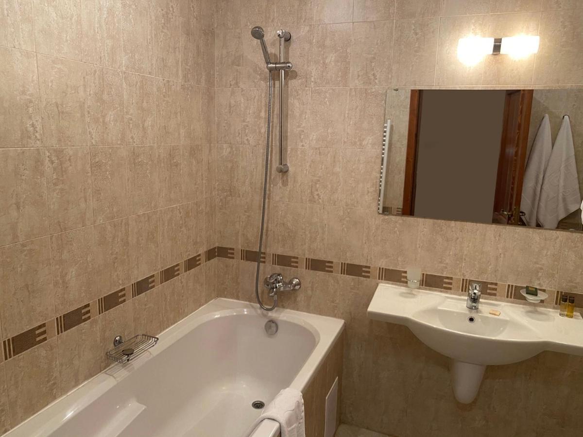 One Bedroom Apartment In Gated Complex บันสโก ภายนอก รูปภาพ